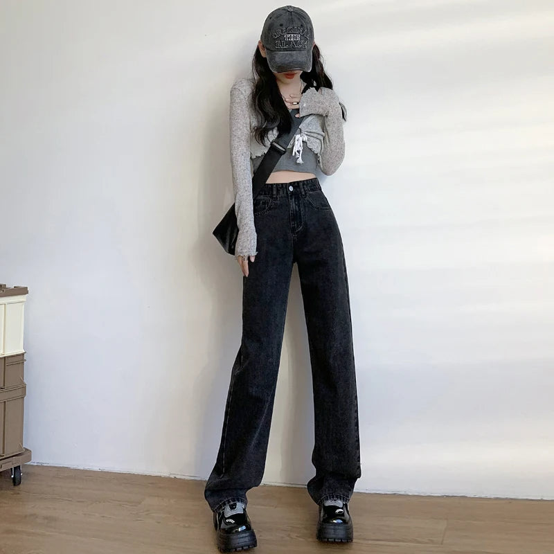 HIGH-WAIST BAGGY JEANS