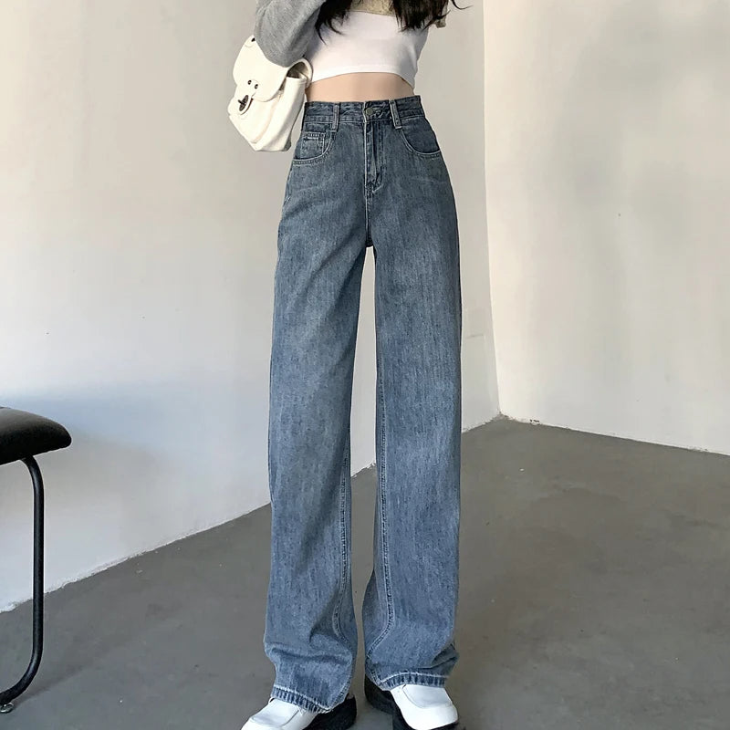HIGH-WAIST BAGGY JEANS