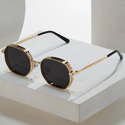 THE NICO™ HORIZON SHADES